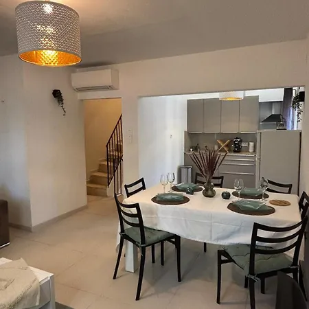 Maison Clim - Arenes - Train Station 6 People Holiday home Arles
